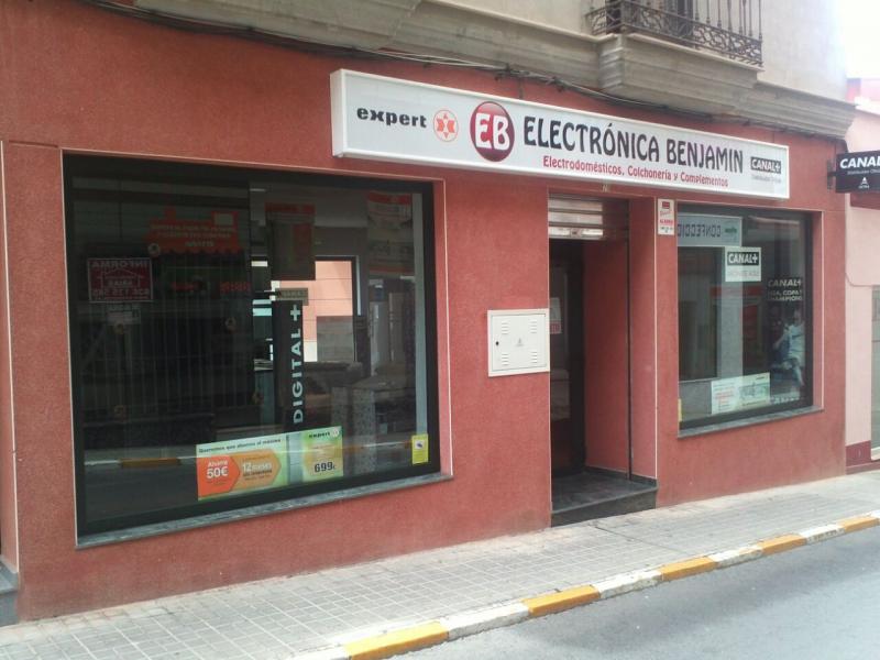 ELECTRÓNICA BENJAMÍN ELECTRÓNICA BENJAMÍN