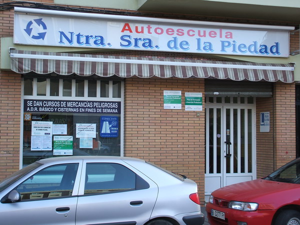 AUTOESCUELA NTRA. SRA. DE LA PIEDAD AUTOESCUELA NTRA. SRA. DE LA PIEDAD