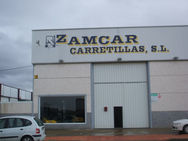 ZAMCAR CARRETILLAS, S.L.
